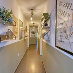 Spacious 5br With Private Terrace And Ensuite Daire *