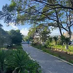 Spacious 5br With Private Terrace And Ensuite *